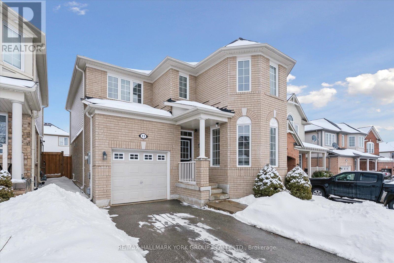 11 Gordon Drive, New Tecumseth (Alliston), Ontario  L9R 0J1 - Photo 5 - N12824796