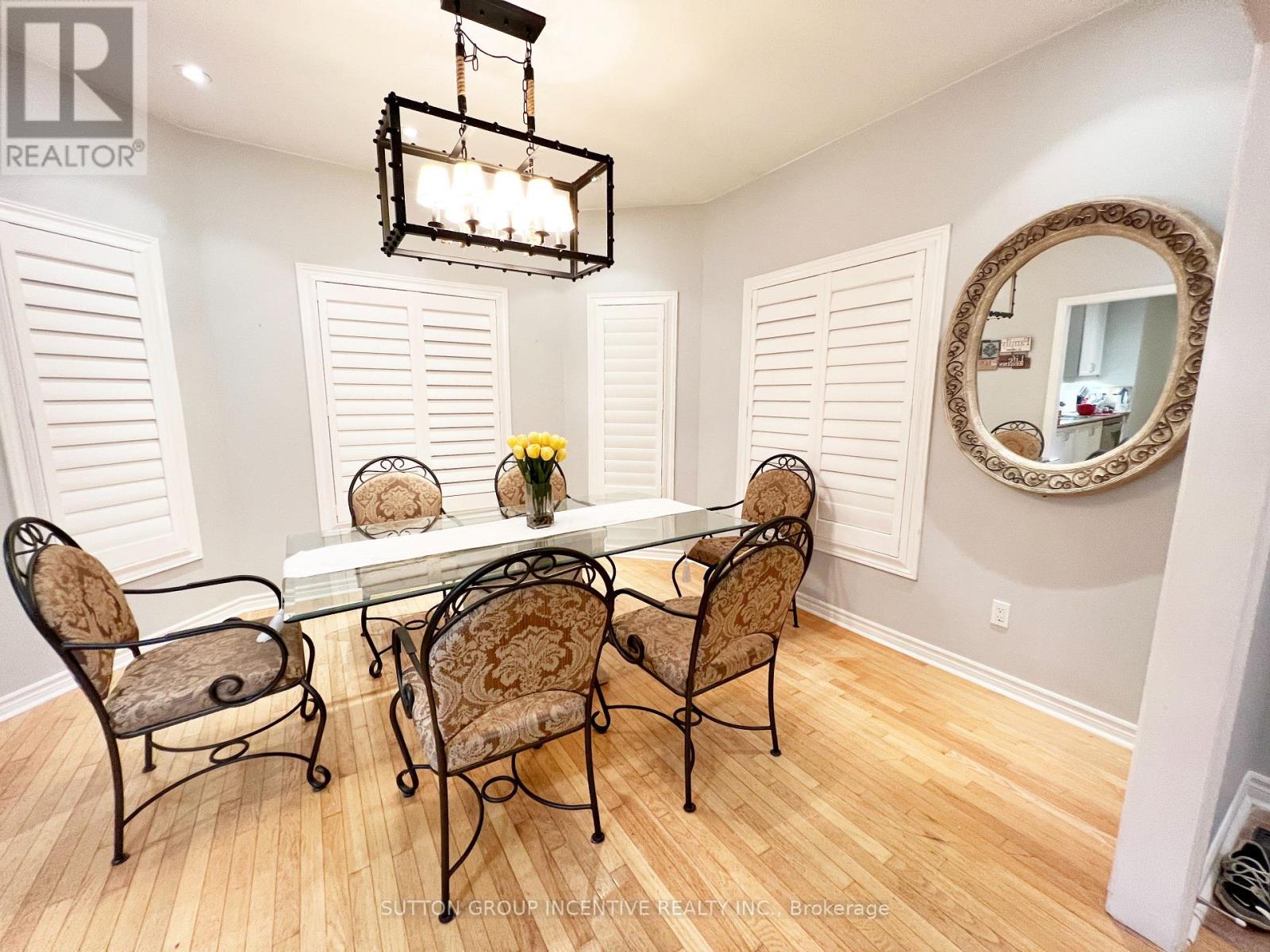 38 Hurst Drive, Barrie (Bayshore), Ontario L4N 9K3 - Photo 11 - S12824752