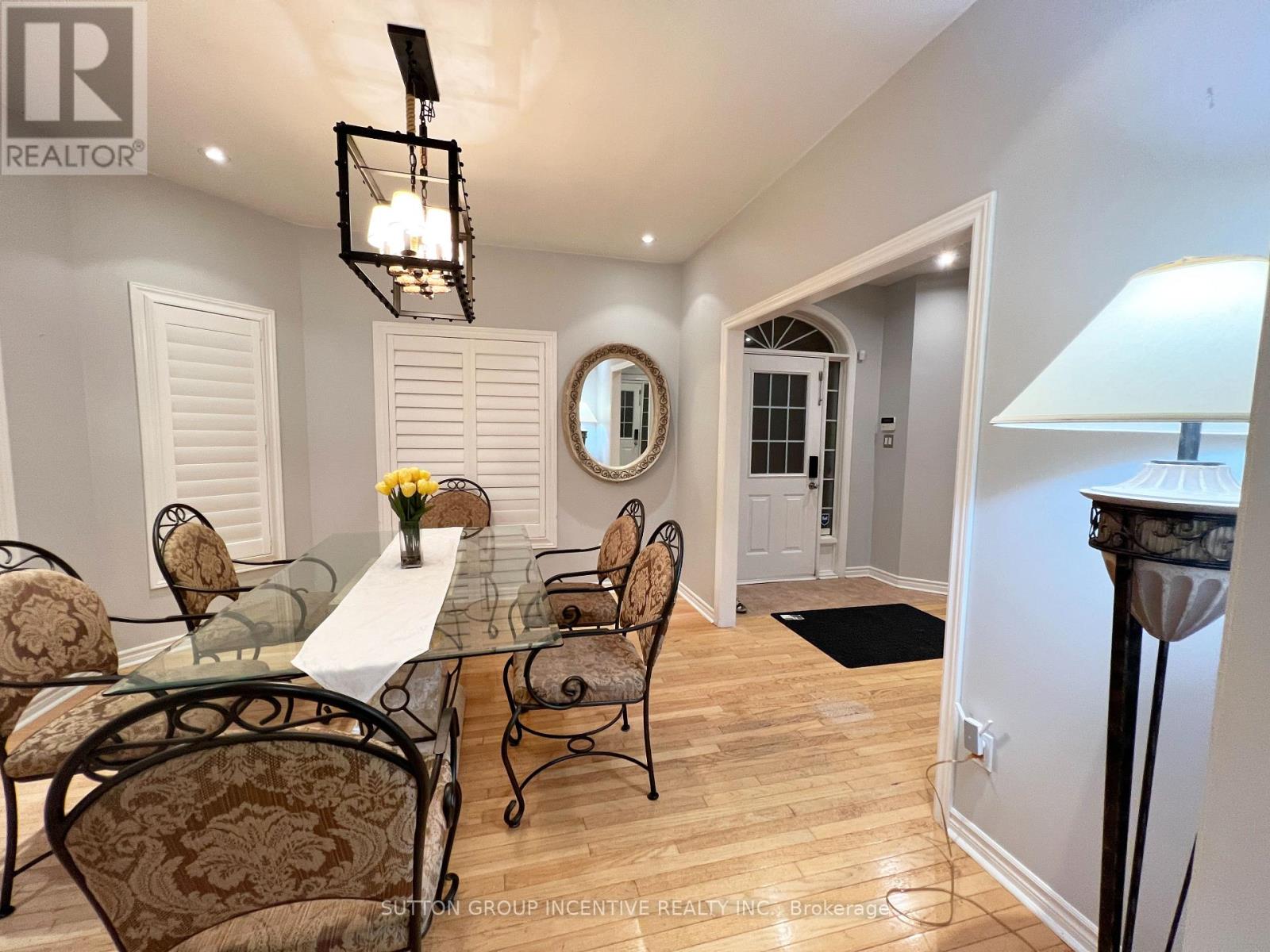 38 Hurst Drive, Barrie (Bayshore), Ontario L4N 9K3 - Photo 12 - S12824752