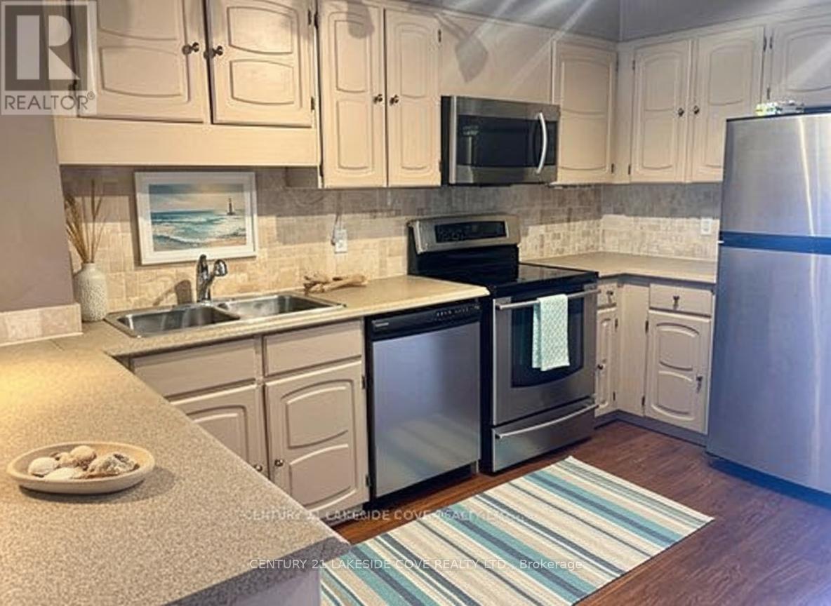 23 - 2 Paradise Boulevard, Ramara, Ontario  L0B 1B0 - Photo 4 - S12824754