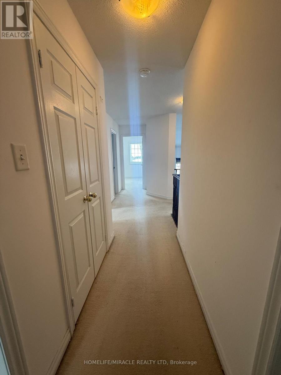 7 Black Ash Trail, Barrie, Ontario  L4N 3K2 - Photo 11 - S12824832