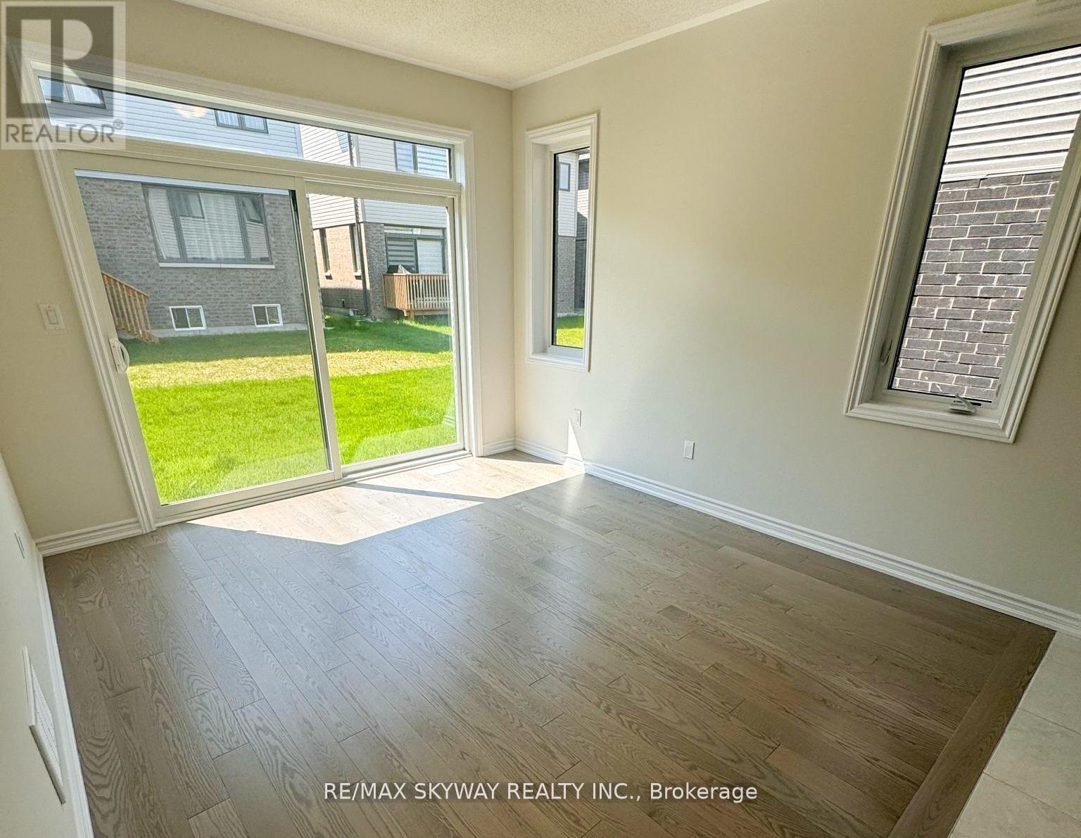 A - 5 Bannister Road, Barrie, Ontario  L9S 2Z8 - Photo 5 - S12824838