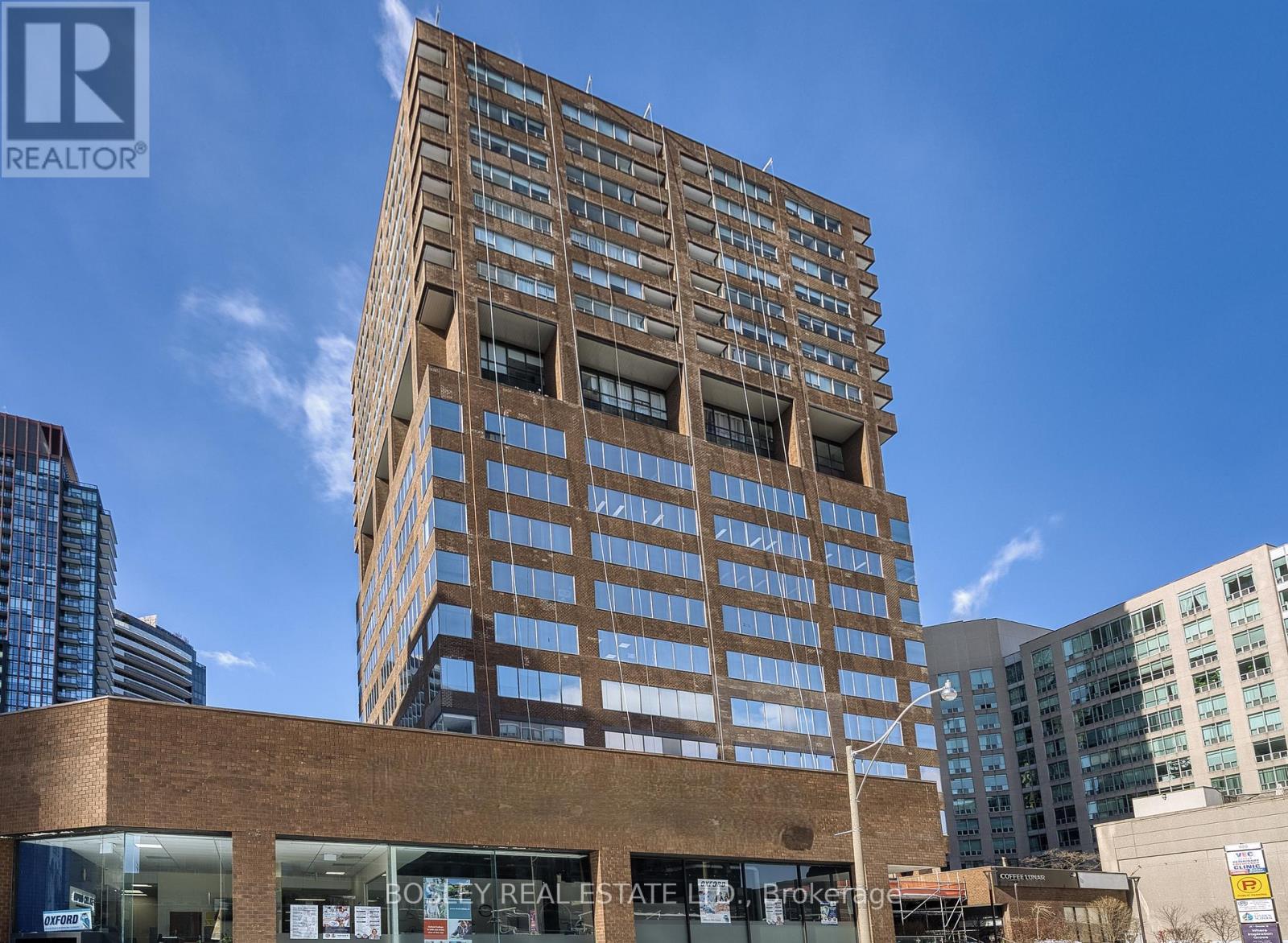 800 - 920 YONGE STREET, Toronto, Ontario