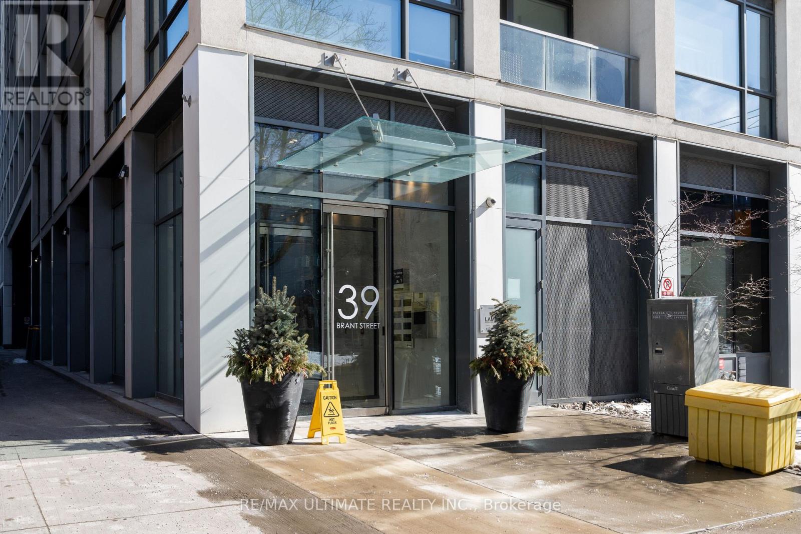 206 - 39 Brant Street, Toronto, Ontario  M5V 0M8 - Photo 18 - C12824180