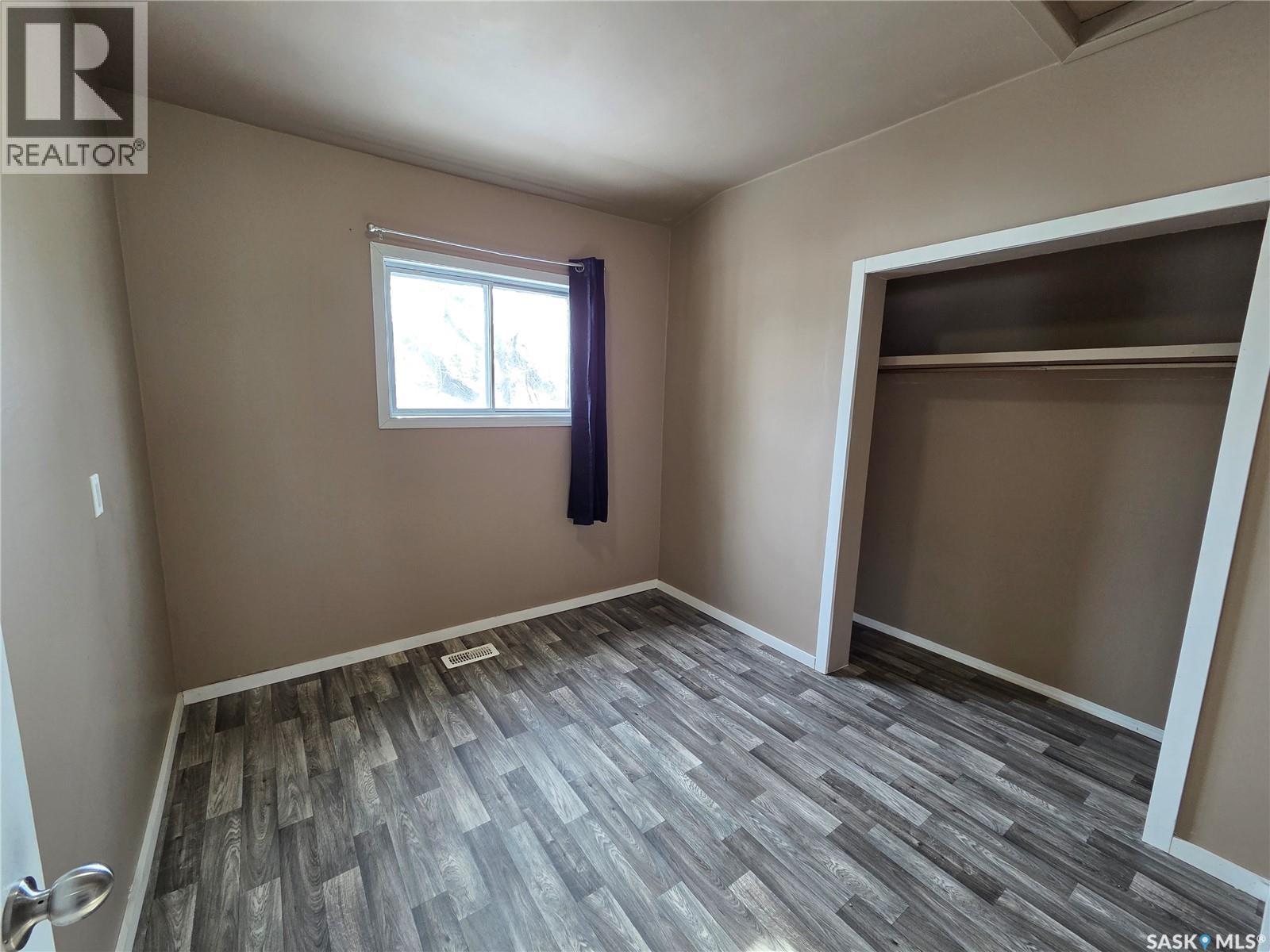 26 Fraser Street, Manor, Saskatchewan  S0C 1R0 - Photo 22 - SK029272