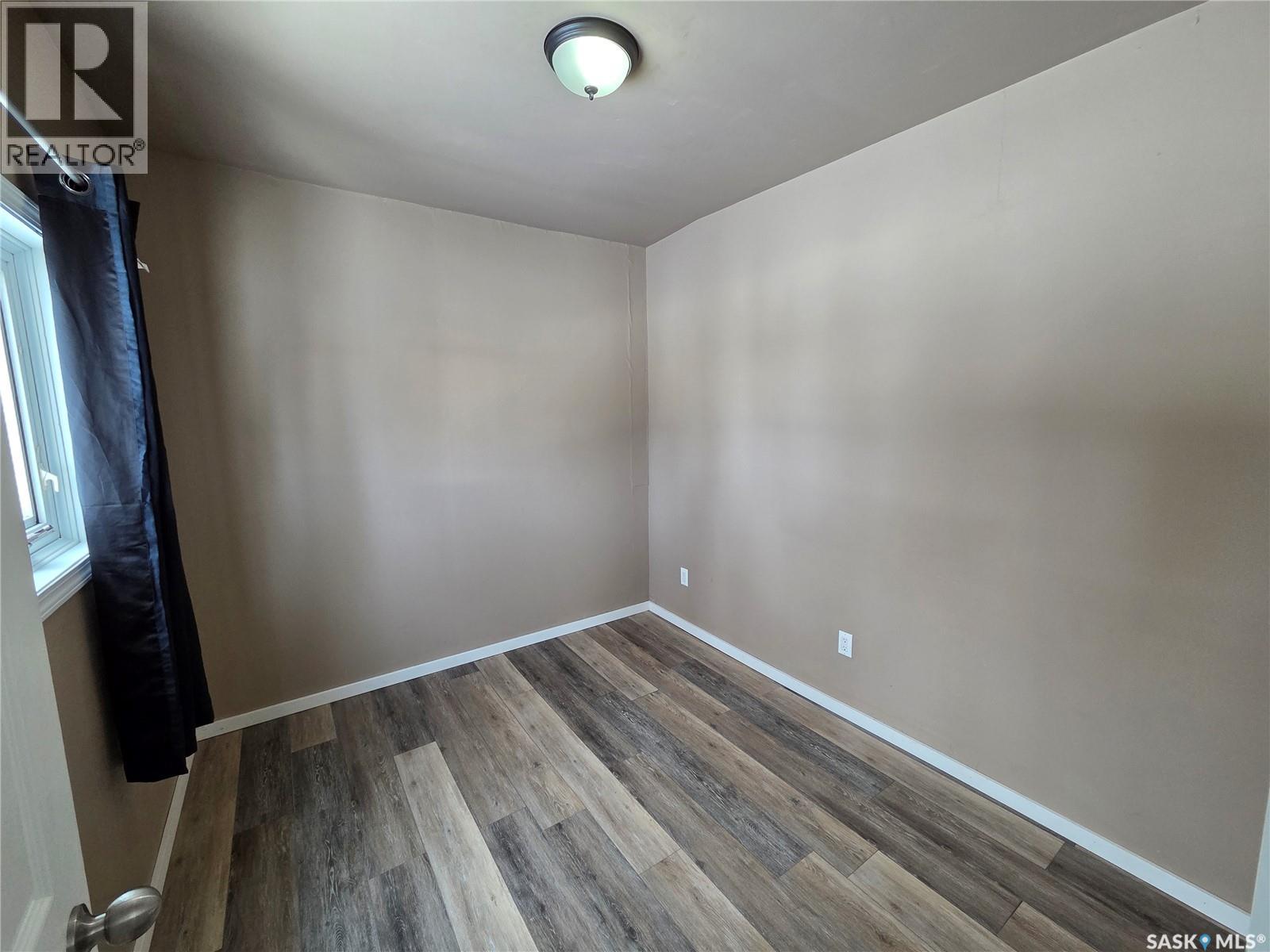 26 Fraser Street, Manor, Saskatchewan  S0C 1R0 - Photo 26 - SK029272