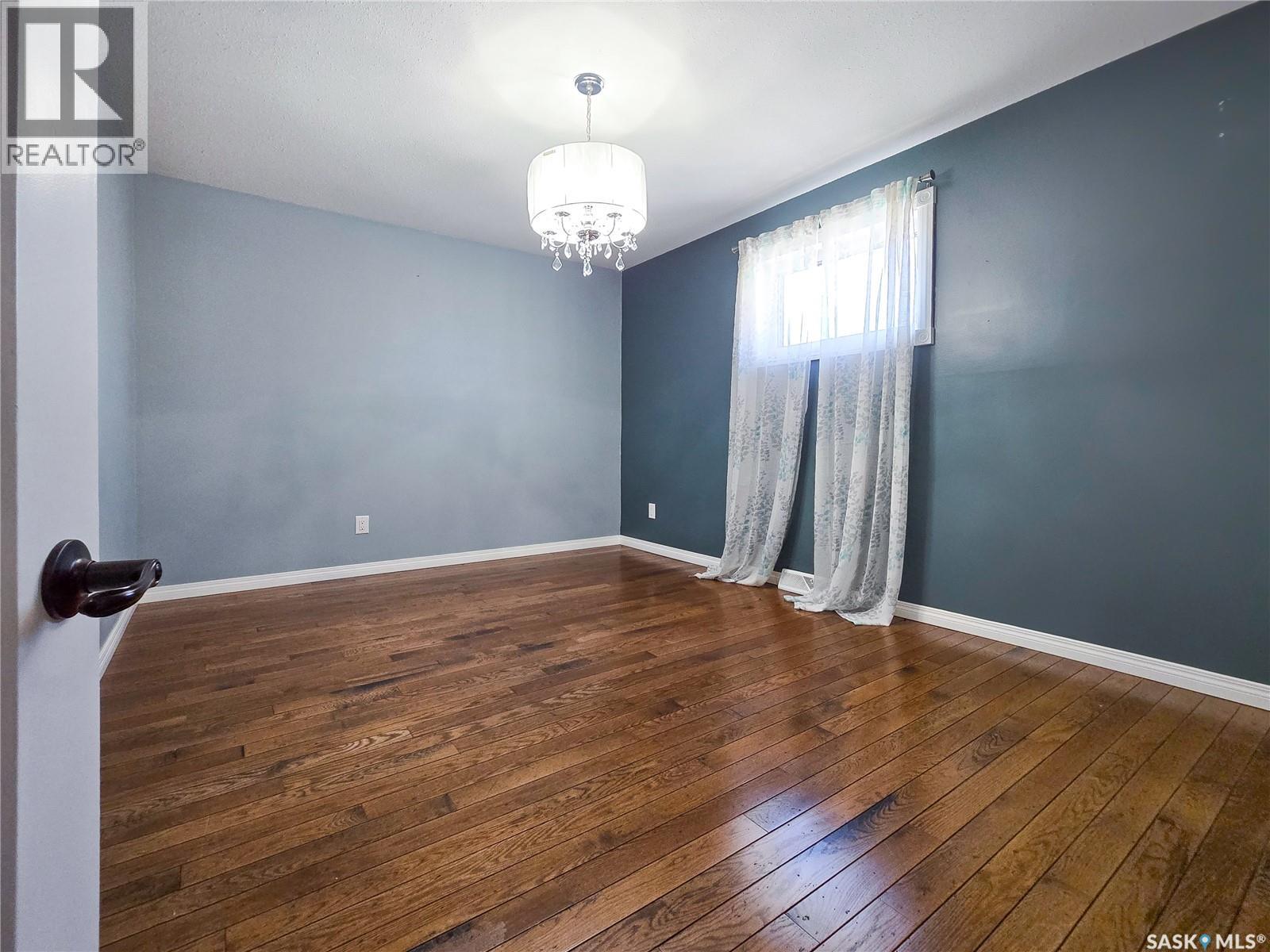 427 Main Street, Melville, Saskatchewan  S0A 2P0 - Photo 27 - SK029204