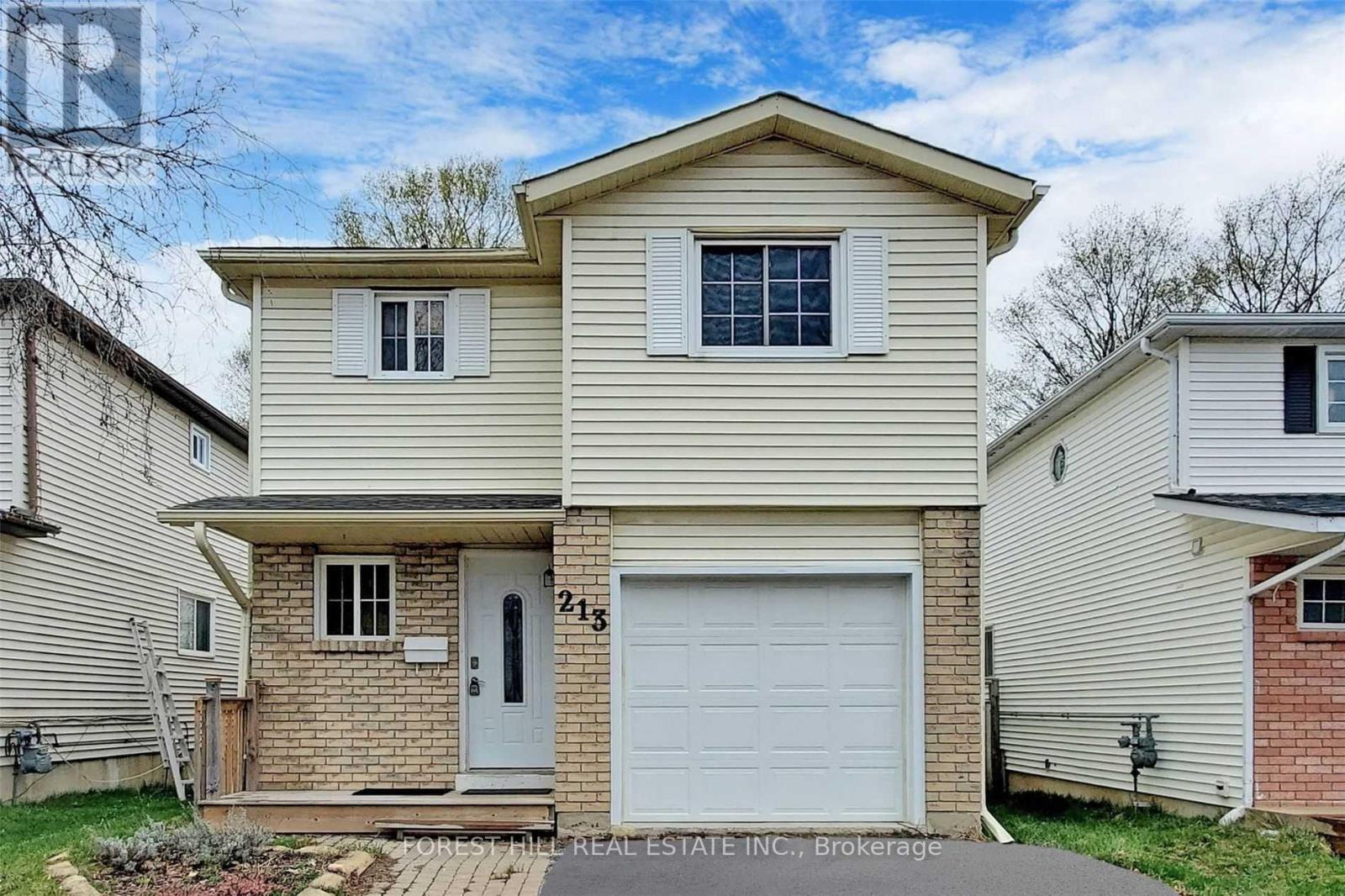 213 Hickling Trail, Barrie, Ontario  L4M 5W6 - Photo 6 - S12824508