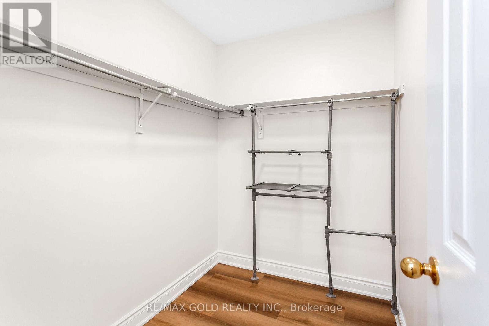 70 Livingston Road, Milton, Ontario  L9T 6B6 - Photo 28 - W12808800