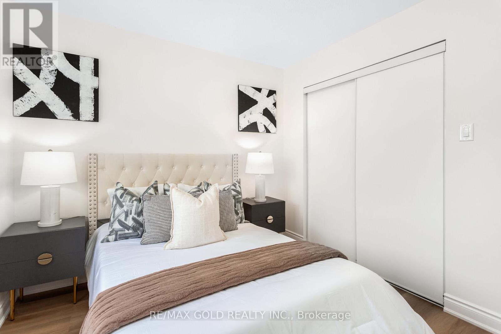 70 Livingston Road, Milton, Ontario  L9T 6B6 - Photo 36 - W12808800