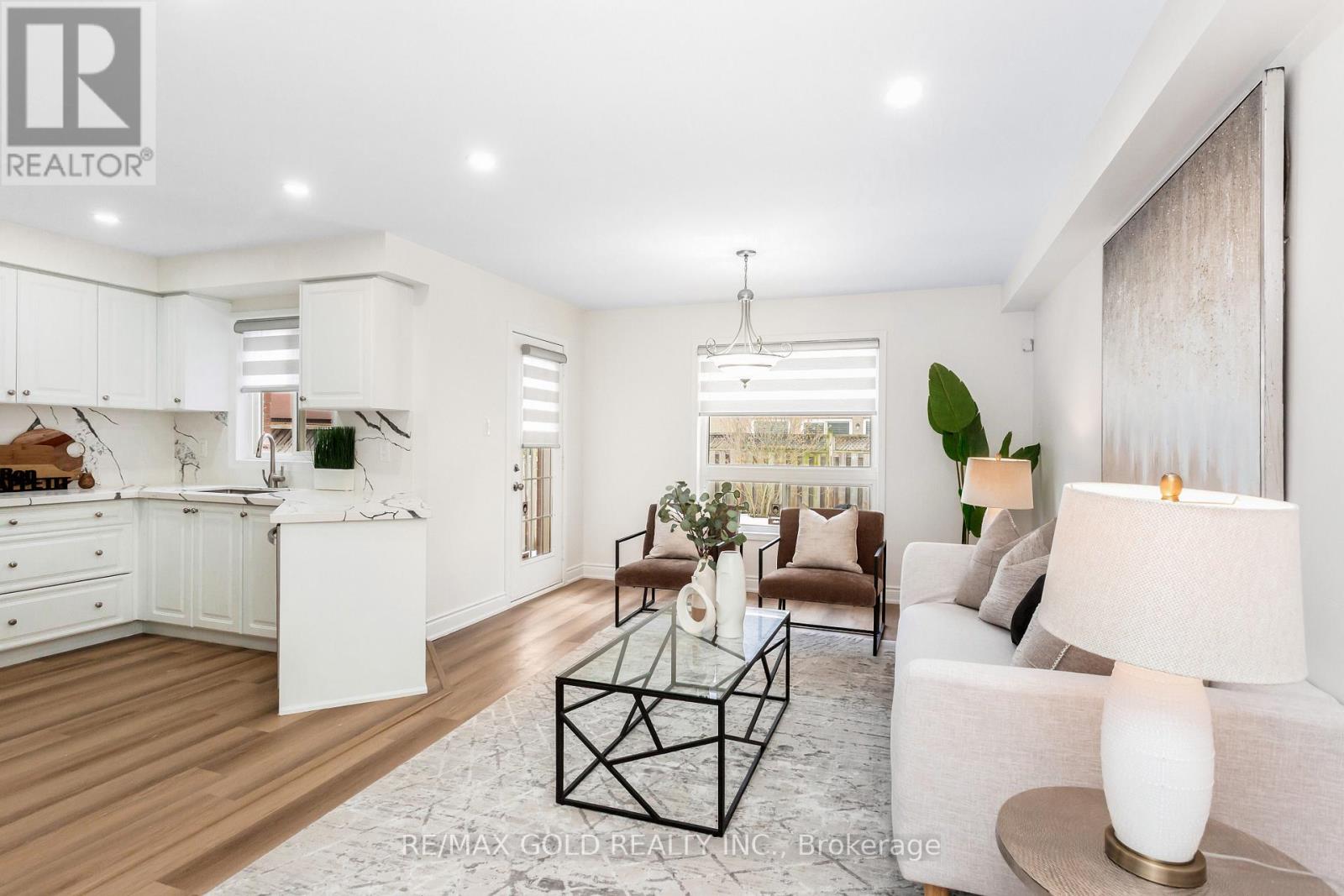 70 Livingston Road, Milton, Ontario  L9T 6B6 - Photo 11 - W12808800