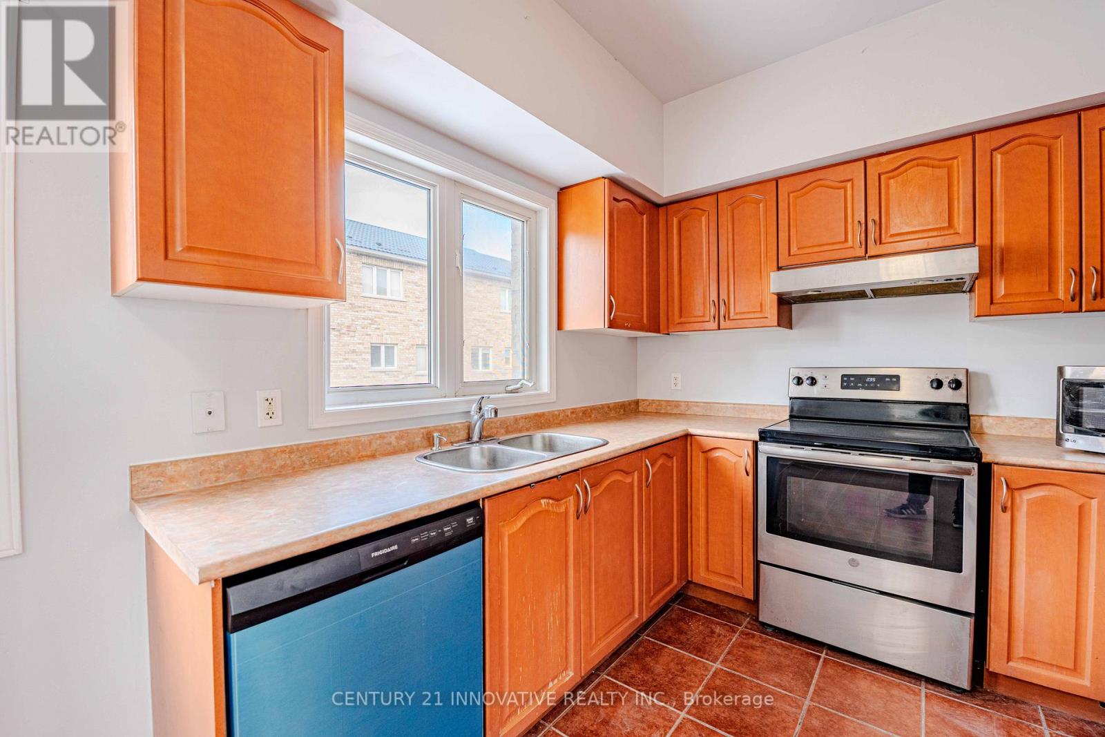 111 - 7035 Rexwood Road, Mississauga, Ontario  L4T 4M7 - Photo 15 - W12824740