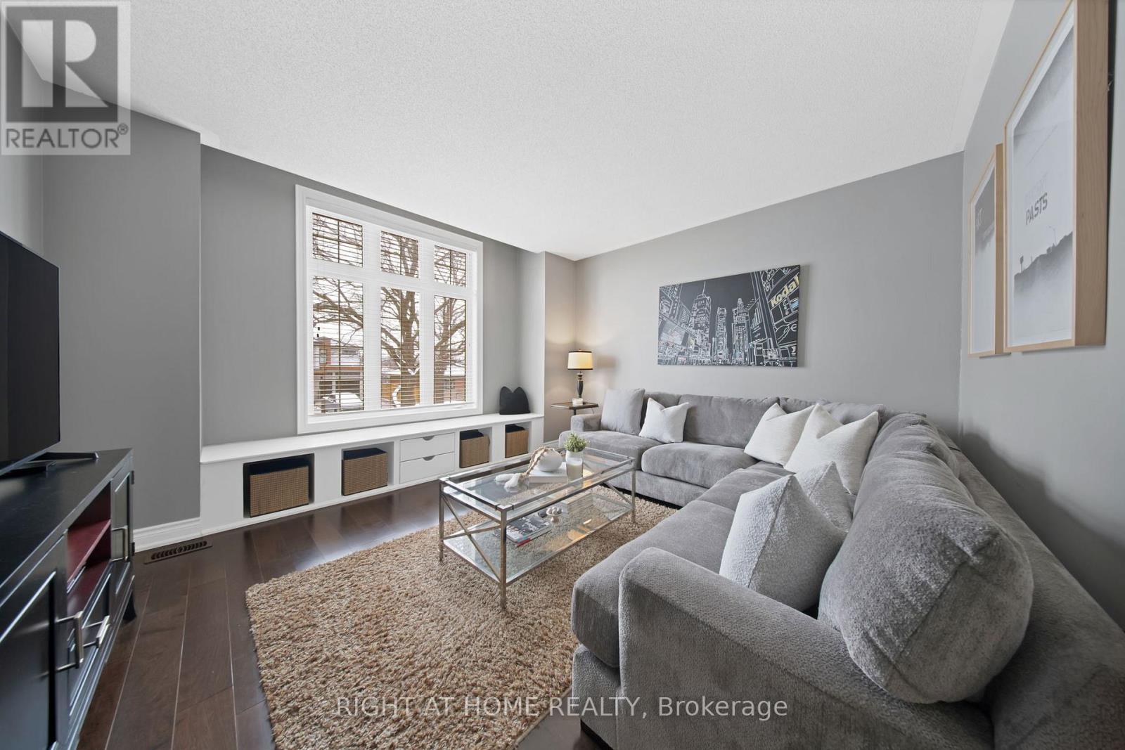 215 Queenslea Avenue, Toronto, Ontario  M9N 3X5 - Photo 24 - W12824770