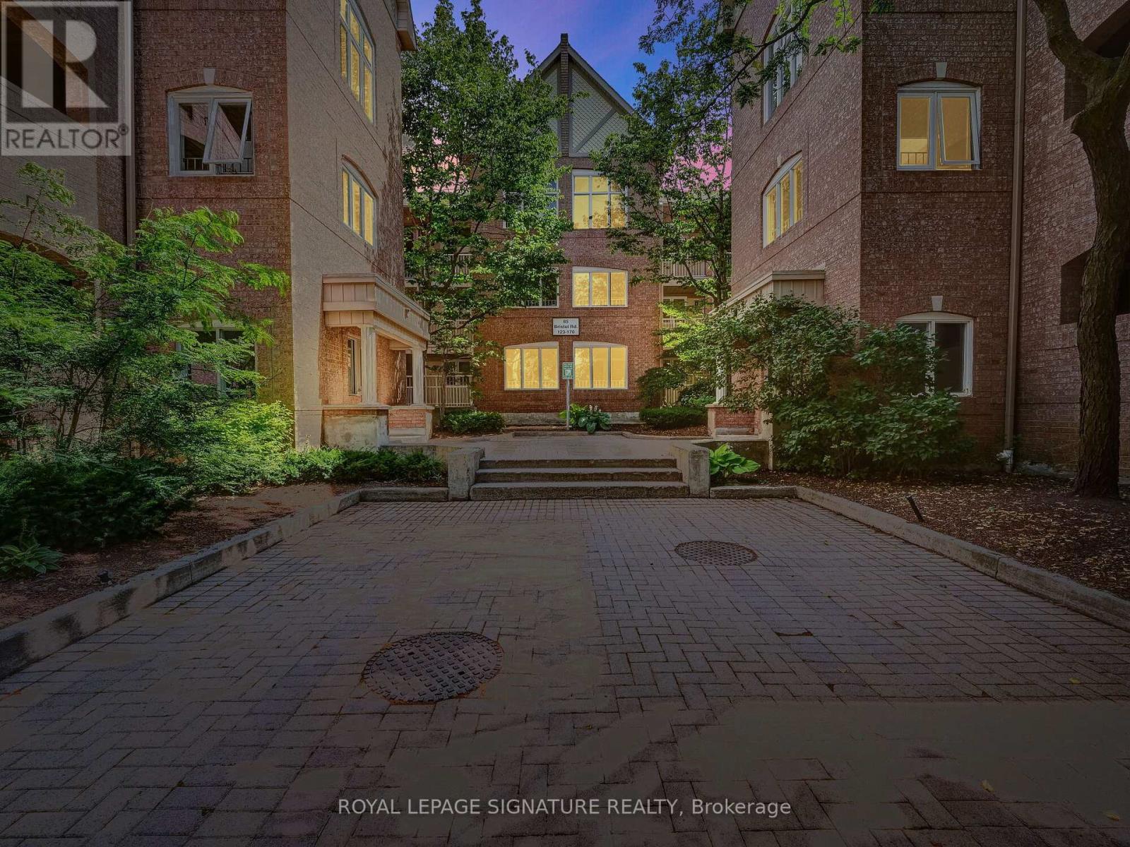 124 - 85 Bristol Road E, Mississauga, Ontario  L4Z 3P3 - Photo 1 - W12824778