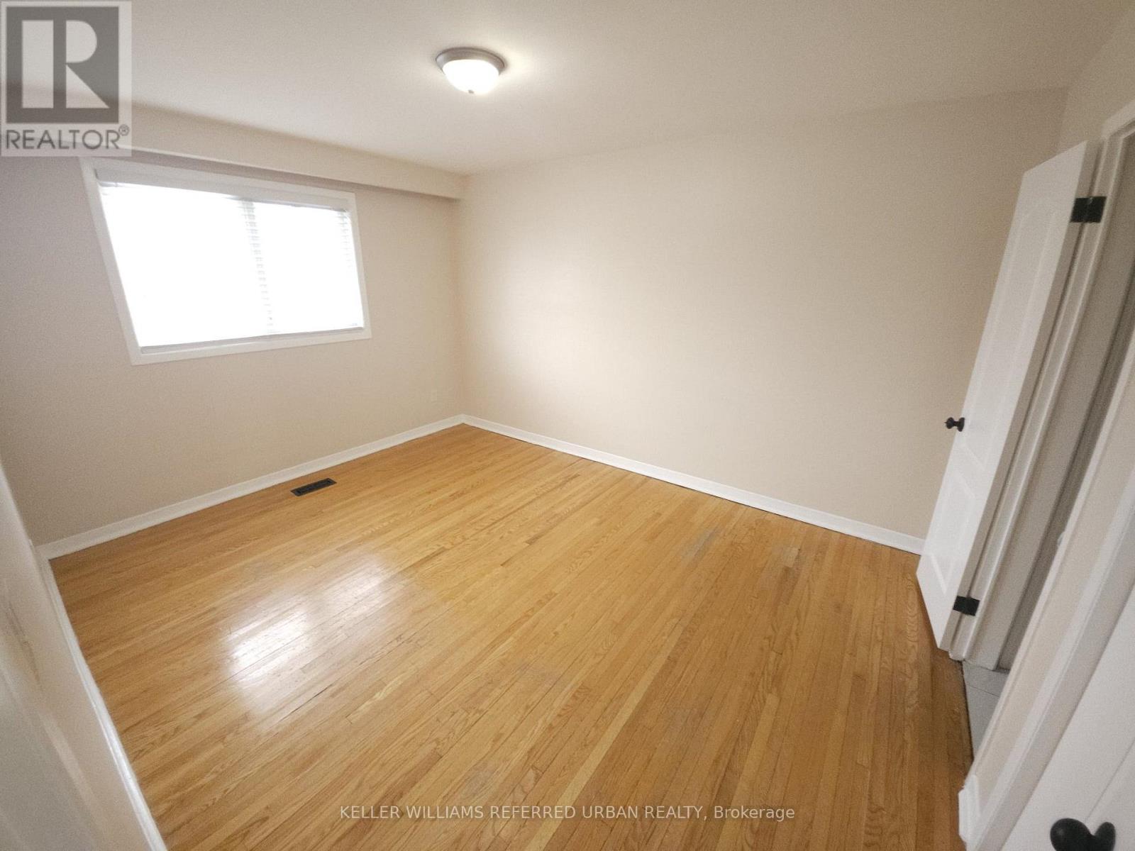 30 Picaro Drive, Toronto, Ontario  M3N 2B5 - Photo 11 - W12824798