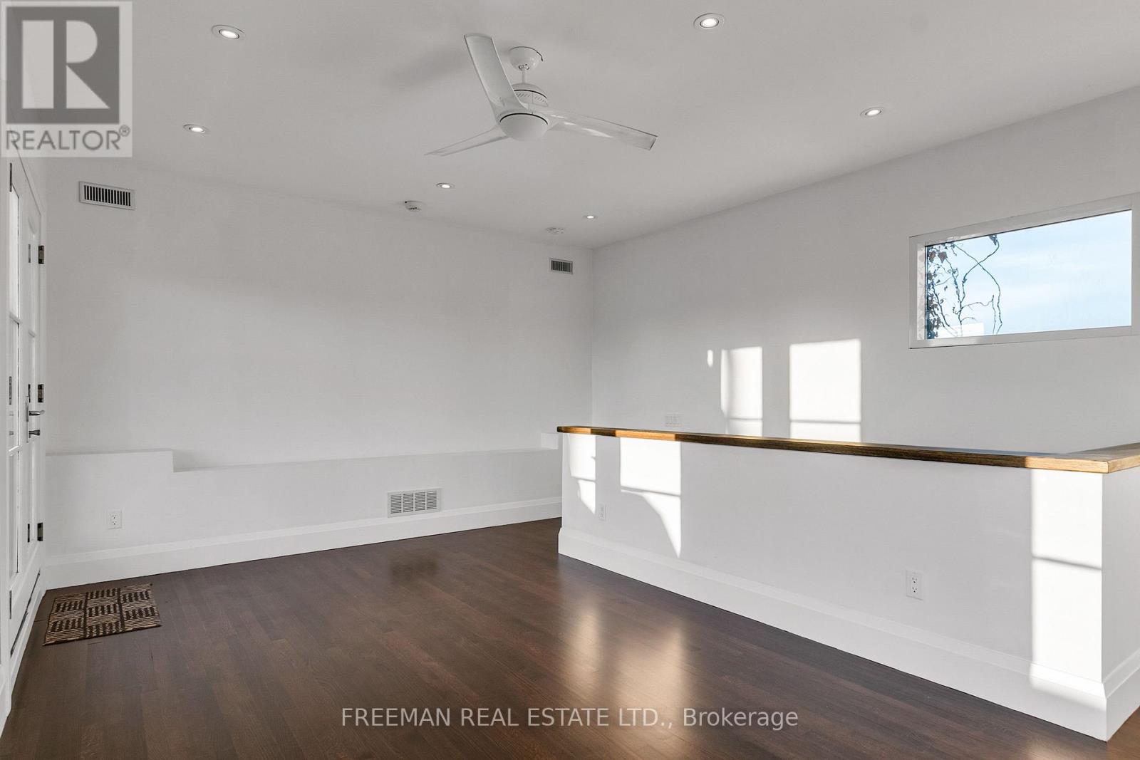 Upper - 967 Ossington Avenue, Toronto, Ontario  M6G 3V5 - Photo 28 - W12824816