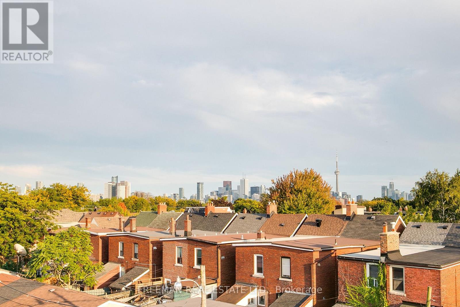 Upper - 967 Ossington Avenue, Toronto, Ontario  M6G 3V5 - Photo 36 - W12824816