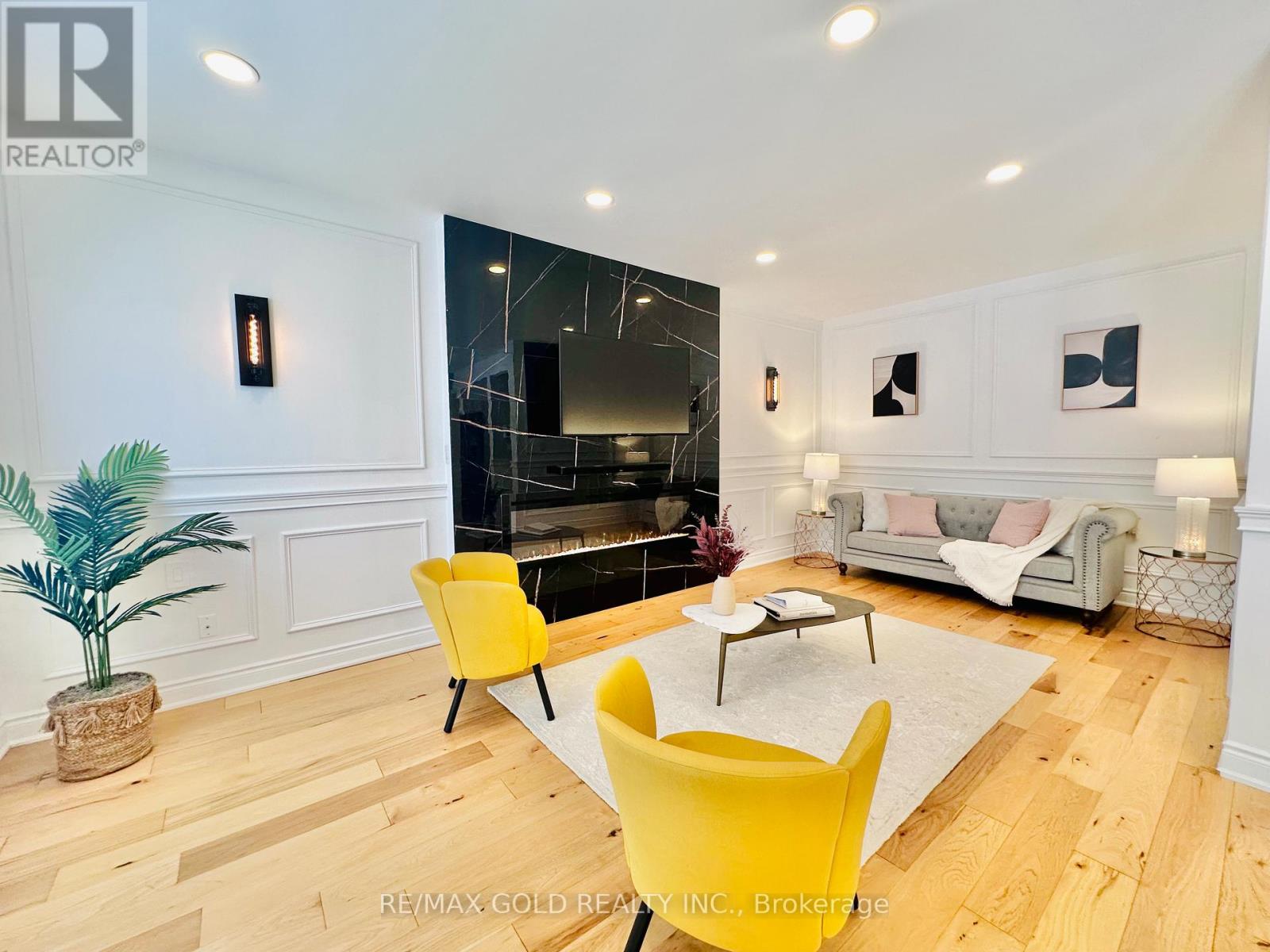 2293 Woodcrest Drive, Oakville, Ontario  L6M 4C5 - Photo 12 - W12824822