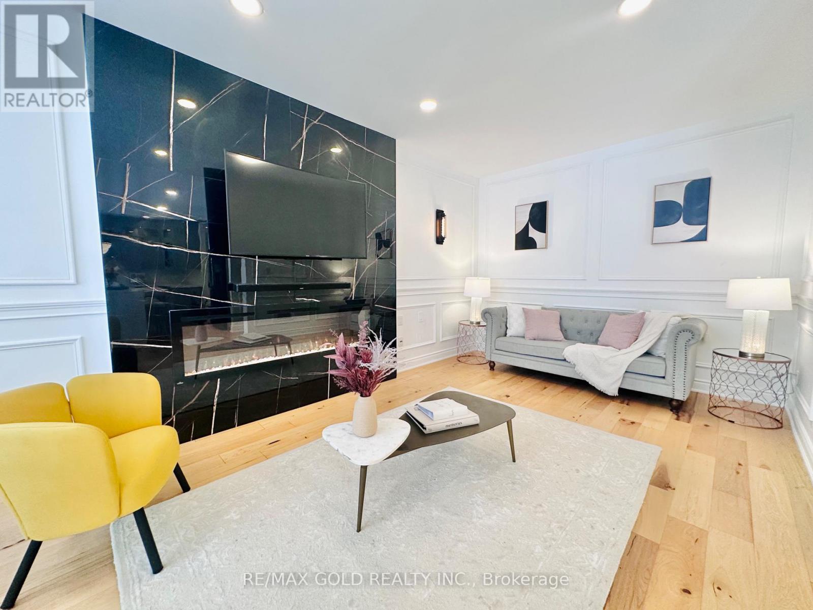 2293 Woodcrest Drive, Oakville, Ontario  L6M 4C5 - Photo 13 - W12824822