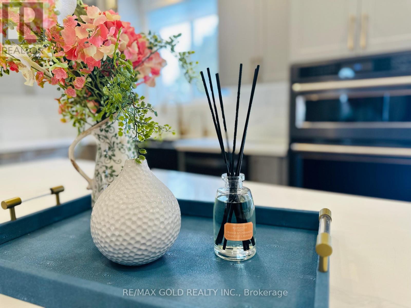 2293 Woodcrest Drive, Oakville, Ontario  L6M 4C5 - Photo 23 - W12824822