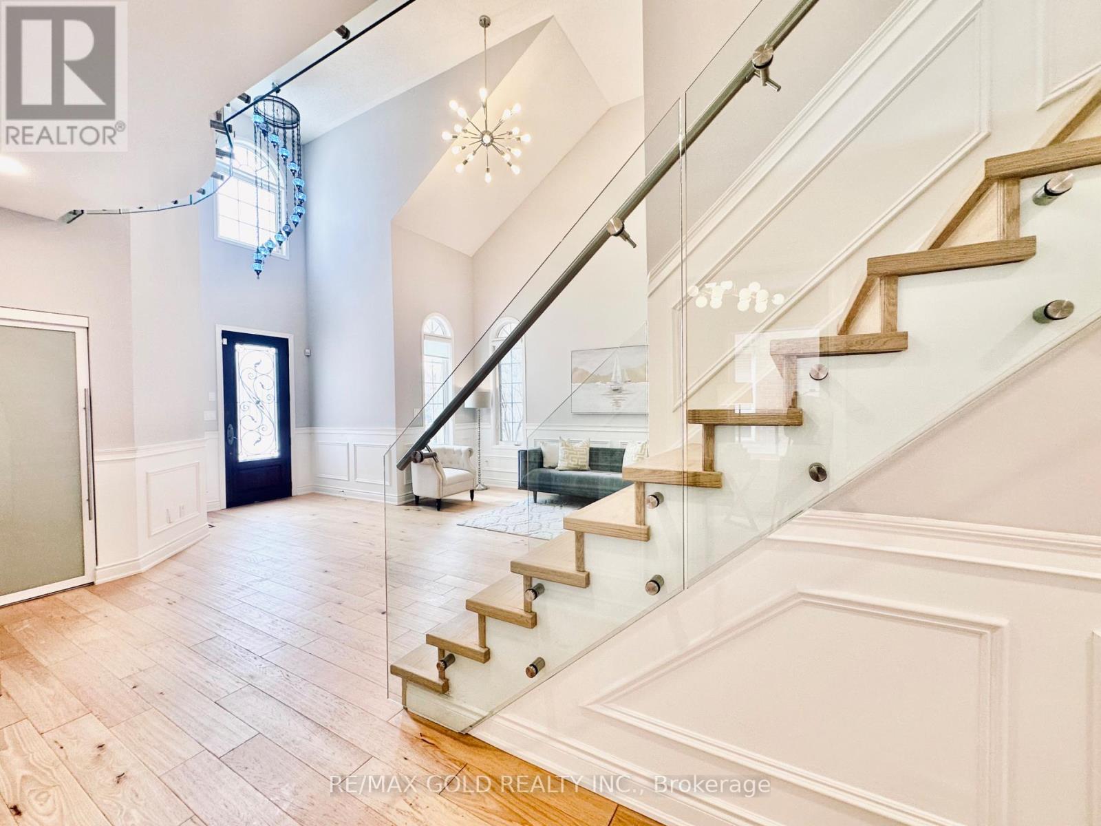 2293 Woodcrest Drive, Oakville, Ontario  L6M 4C5 - Photo 24 - W12824822