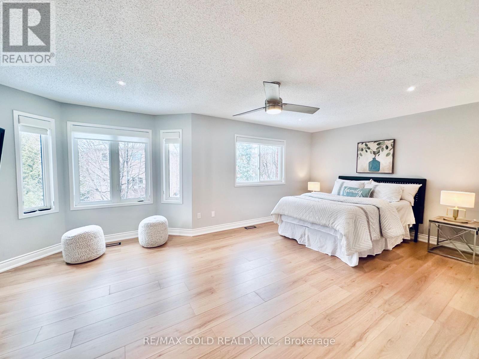 2293 Woodcrest Drive, Oakville, Ontario  L6M 4C5 - Photo 29 - W12824822