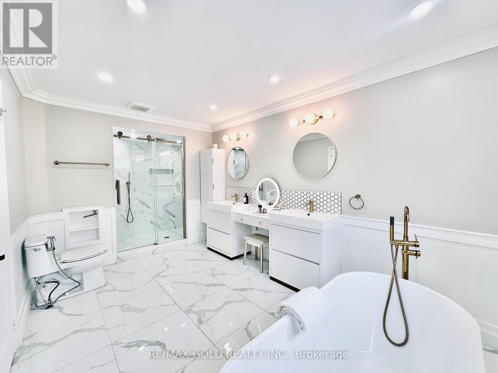 2293 Woodcrest Drive, Oakville, Ontario  L6M 4C5 - Photo 31 - W12824822