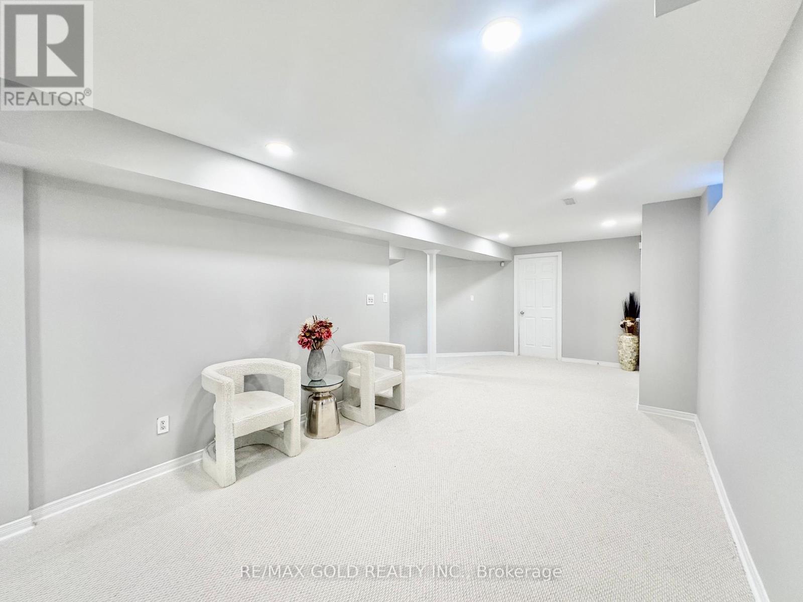 2293 Woodcrest Drive, Oakville, Ontario  L6M 4C5 - Photo 43 - W12824822