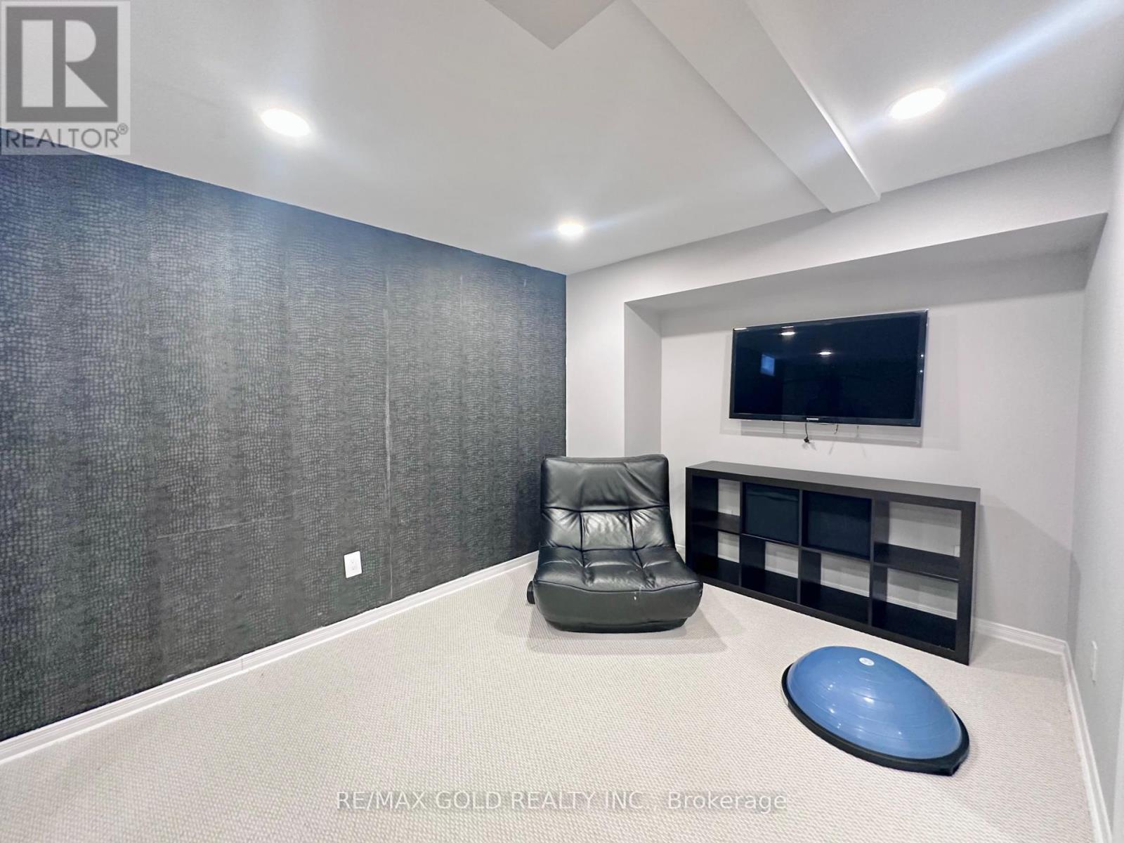 2293 Woodcrest Drive, Oakville, Ontario  L6M 4C5 - Photo 45 - W12824822