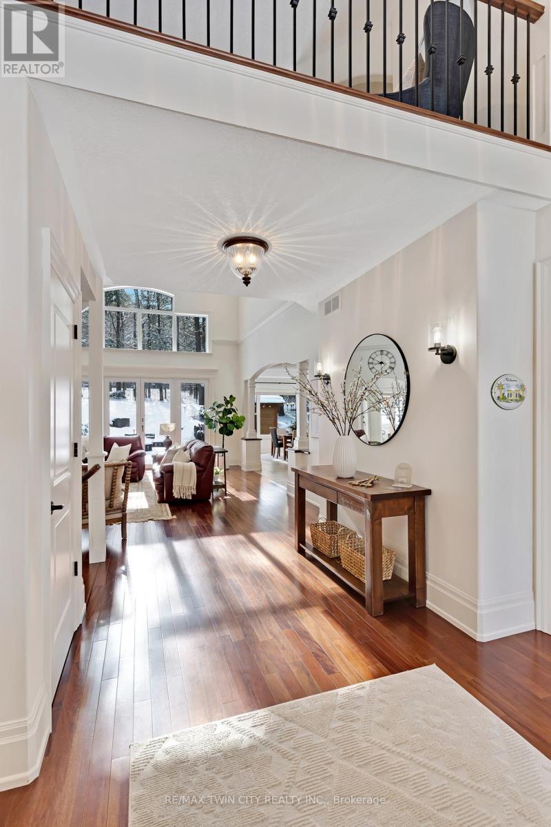 443 Malabar Drive, Waterloo, Ontario  N2K 2P7 - Photo 10 - X12824802