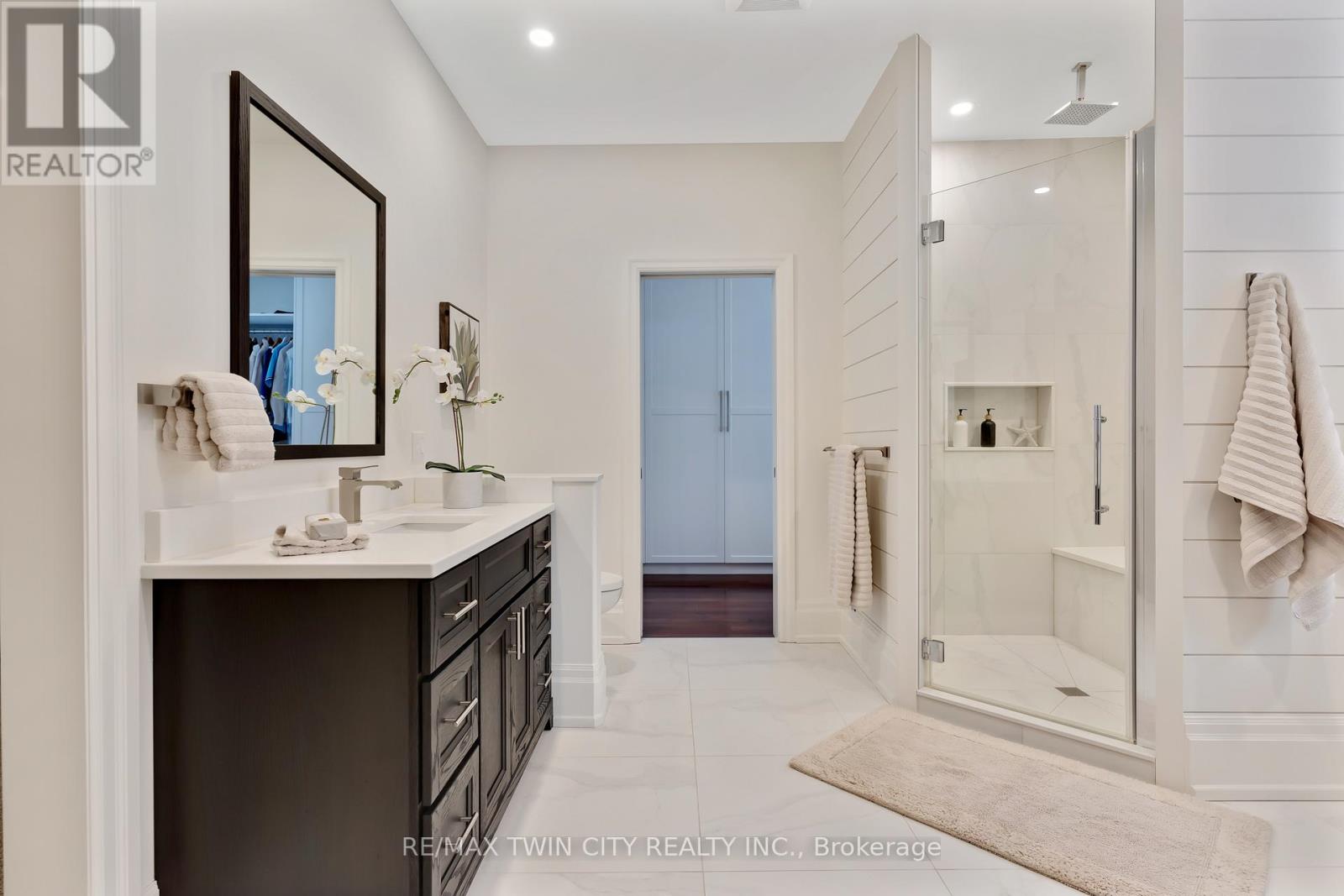 443 Malabar Drive, Waterloo, Ontario  N2K 2P7 - Photo 25 - X12824802