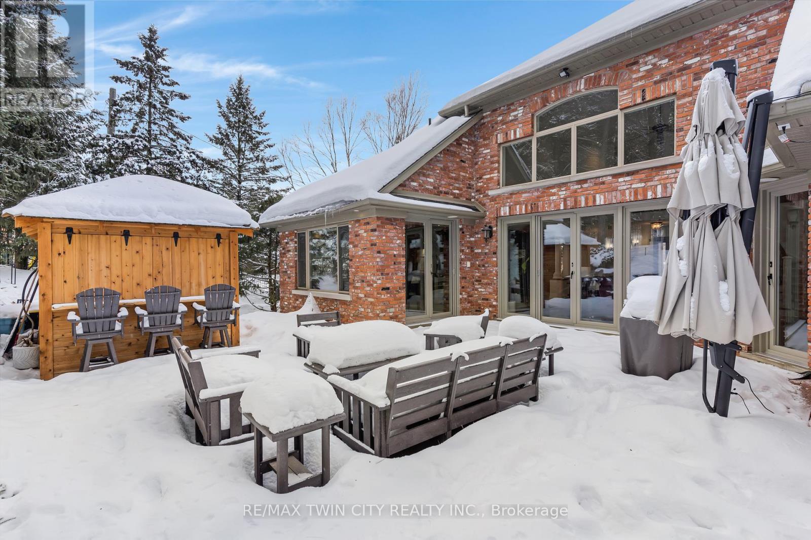 443 Malabar Drive, Waterloo, Ontario  N2K 2P7 - Photo 44 - X12824802