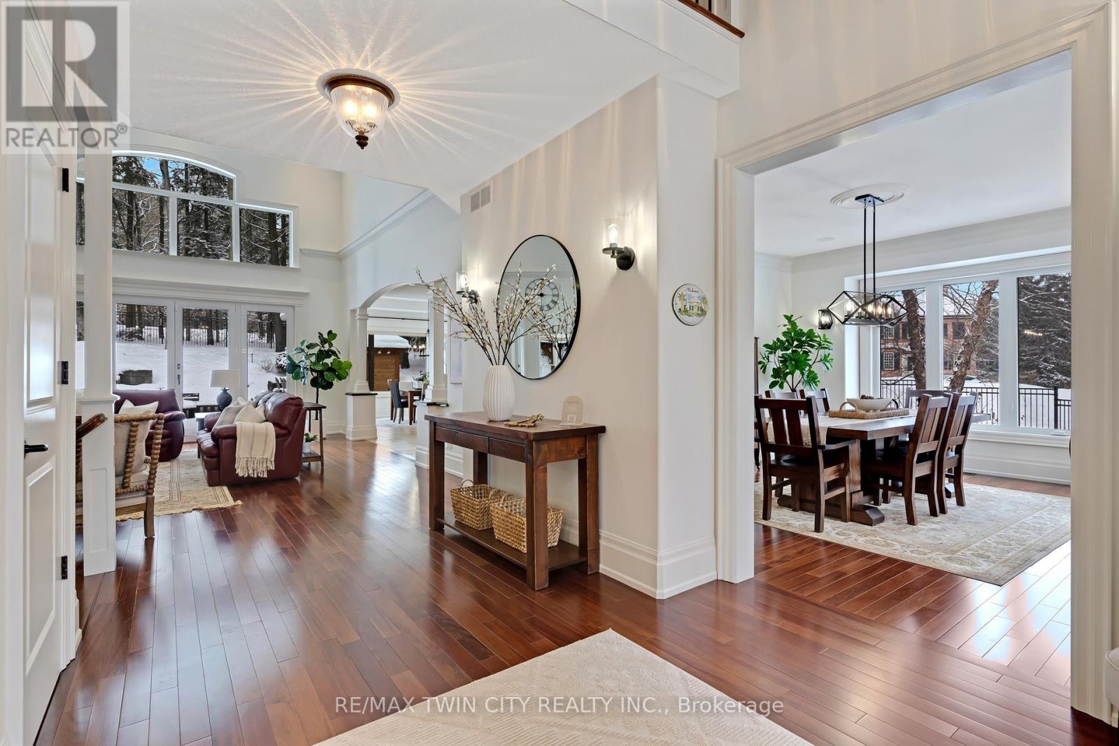 443 Malabar Drive, Waterloo, Ontario  N2K 2P7 - Photo 8 - X12824802