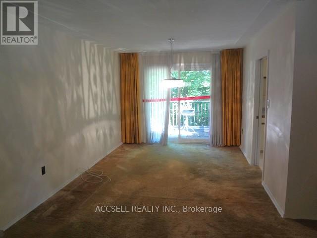 54 Sylvan Drive, North Dumfries, Ontario  N1R 5S5 - Photo 5 - X12824834