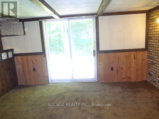 54 Sylvan Drive, North Dumfries, Ontario  N1R 5S5 - Photo 8 - X12824834