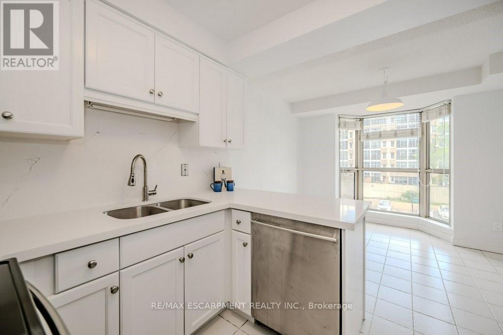 302 (B) - 67 Caroline Street, Hamilton, Ontario  L8P 3K6 - Photo 11 - X12824842