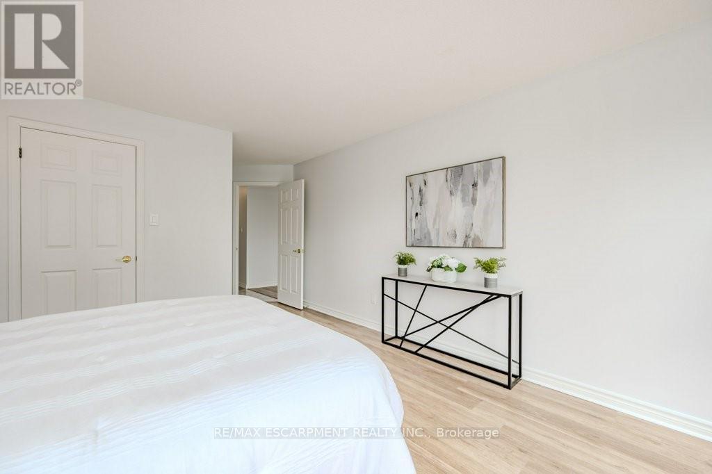 302 (B) - 67 Caroline Street, Hamilton, Ontario  L8P 3K6 - Photo 38 - X12824842