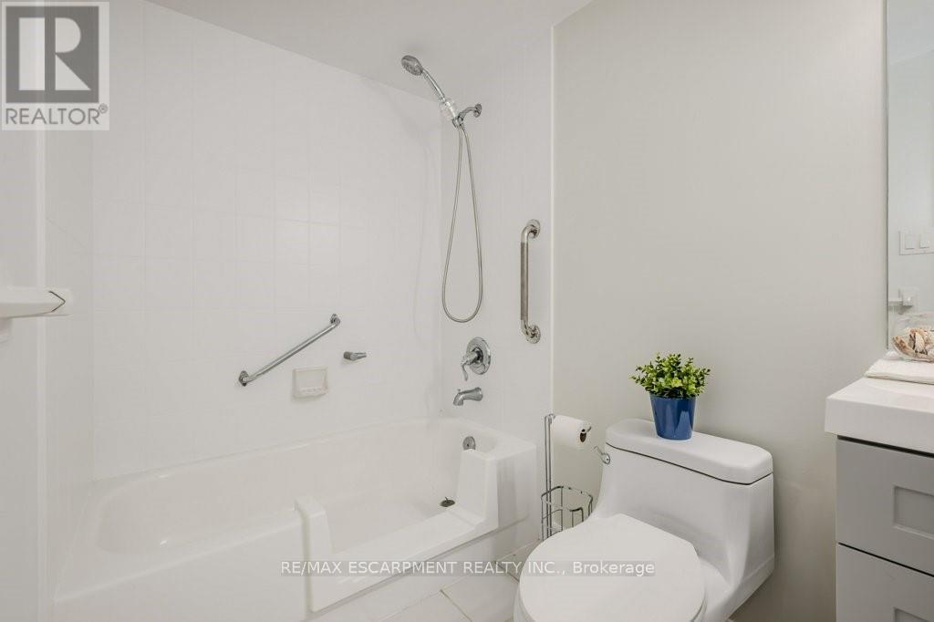 302 (B) - 67 Caroline Street, Hamilton, Ontario  L8P 3K6 - Photo 43 - X12824842