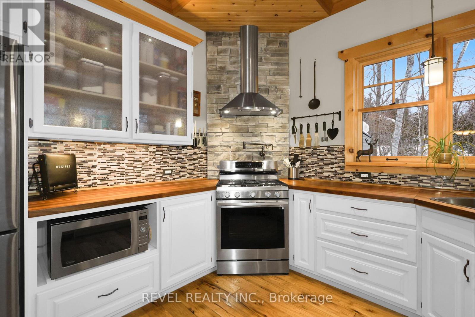 28 Beaver Pond Road, Elliot Lake, Ontario  P5A 2J7 - Photo 17 - X12824846