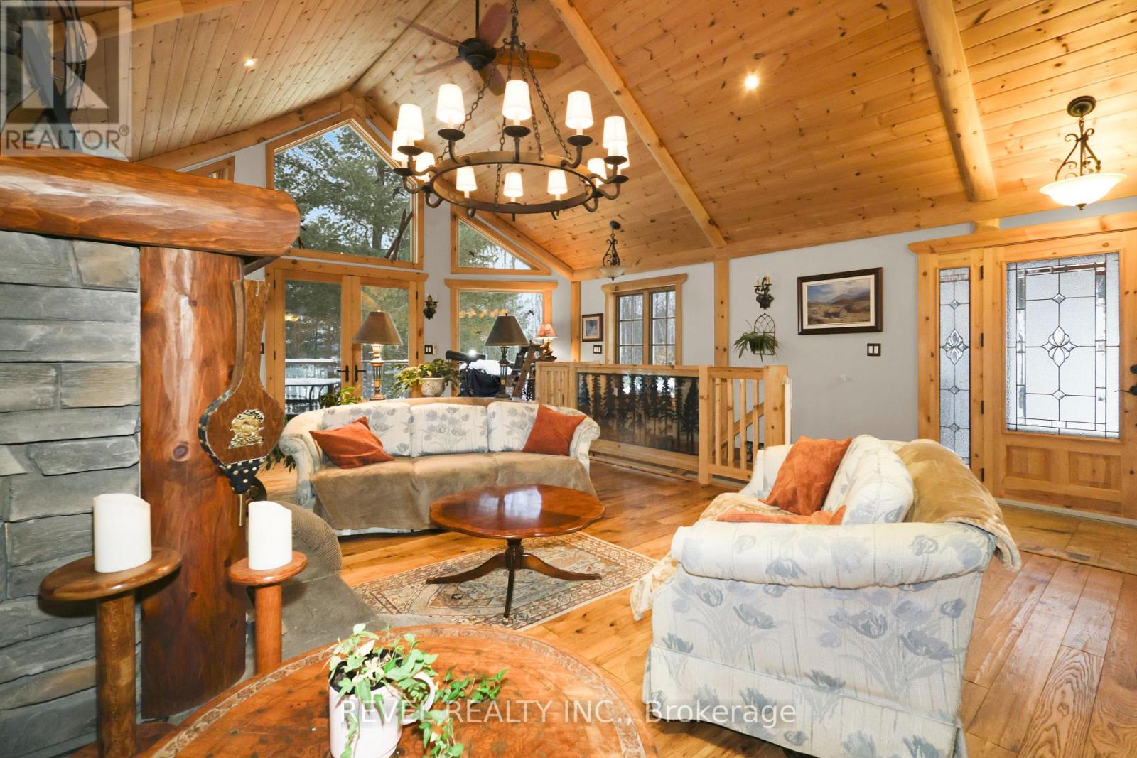 28 Beaver Pond Road, Elliot Lake, Ontario  P5A 2J7 - Photo 9 - X12824846