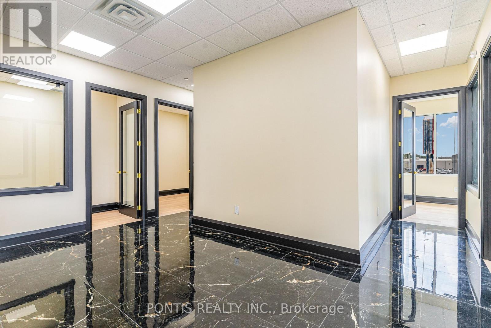 H211 - 460 Hespeler Road, Cambridge, Ontario  N1R 0E3 - Photo 11 - X12824860