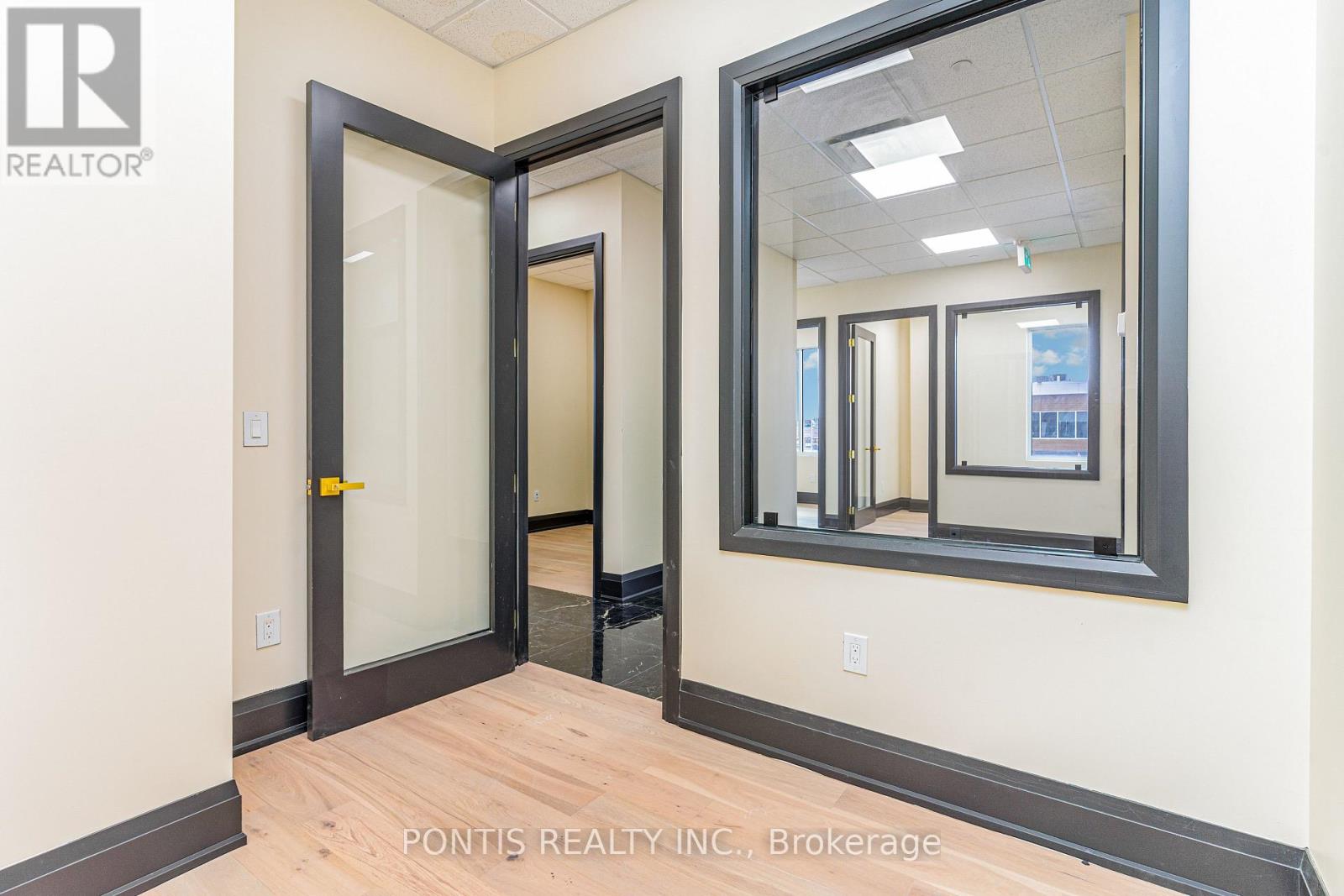 H211 - 460 Hespeler Road, Cambridge, Ontario  N1R 0E3 - Photo 13 - X12824860