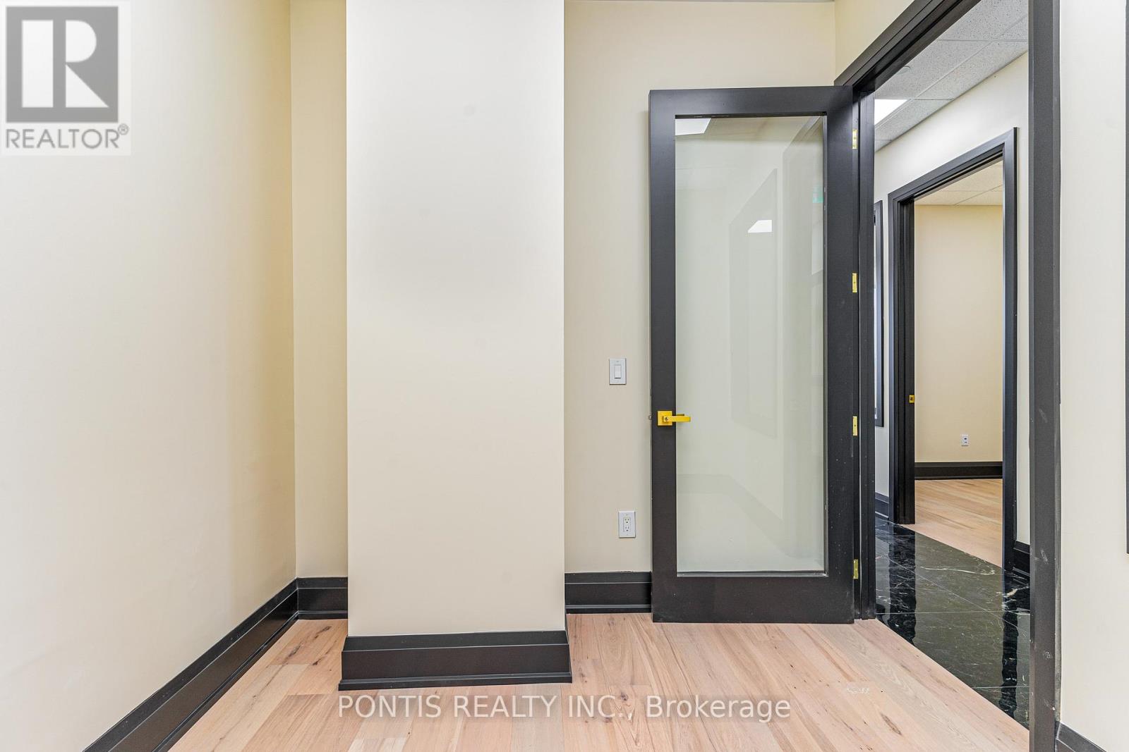 H211 - 460 Hespeler Road, Cambridge, Ontario  N1R 0E3 - Photo 14 - X12824860