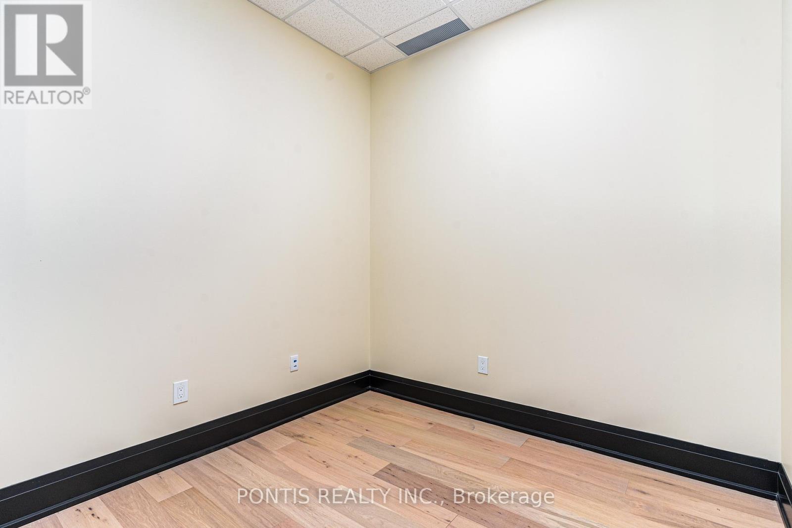 H211 - 460 Hespeler Road, Cambridge, Ontario  N1R 0E3 - Photo 17 - X12824860