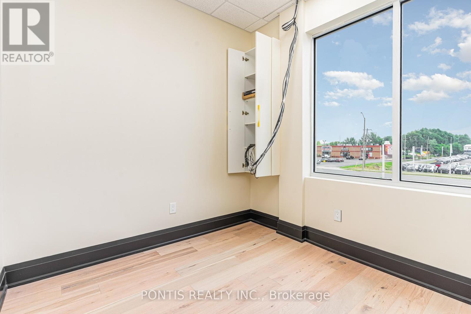 H211 - 460 Hespeler Road, Cambridge, Ontario  N1R 0E3 - Photo 19 - X12824860