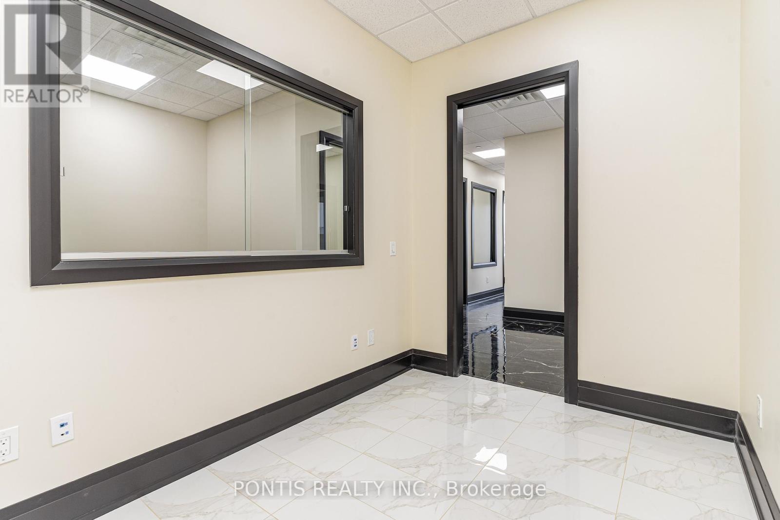 H211 - 460 Hespeler Road, Cambridge, Ontario  N1R 0E3 - Photo 24 - X12824860