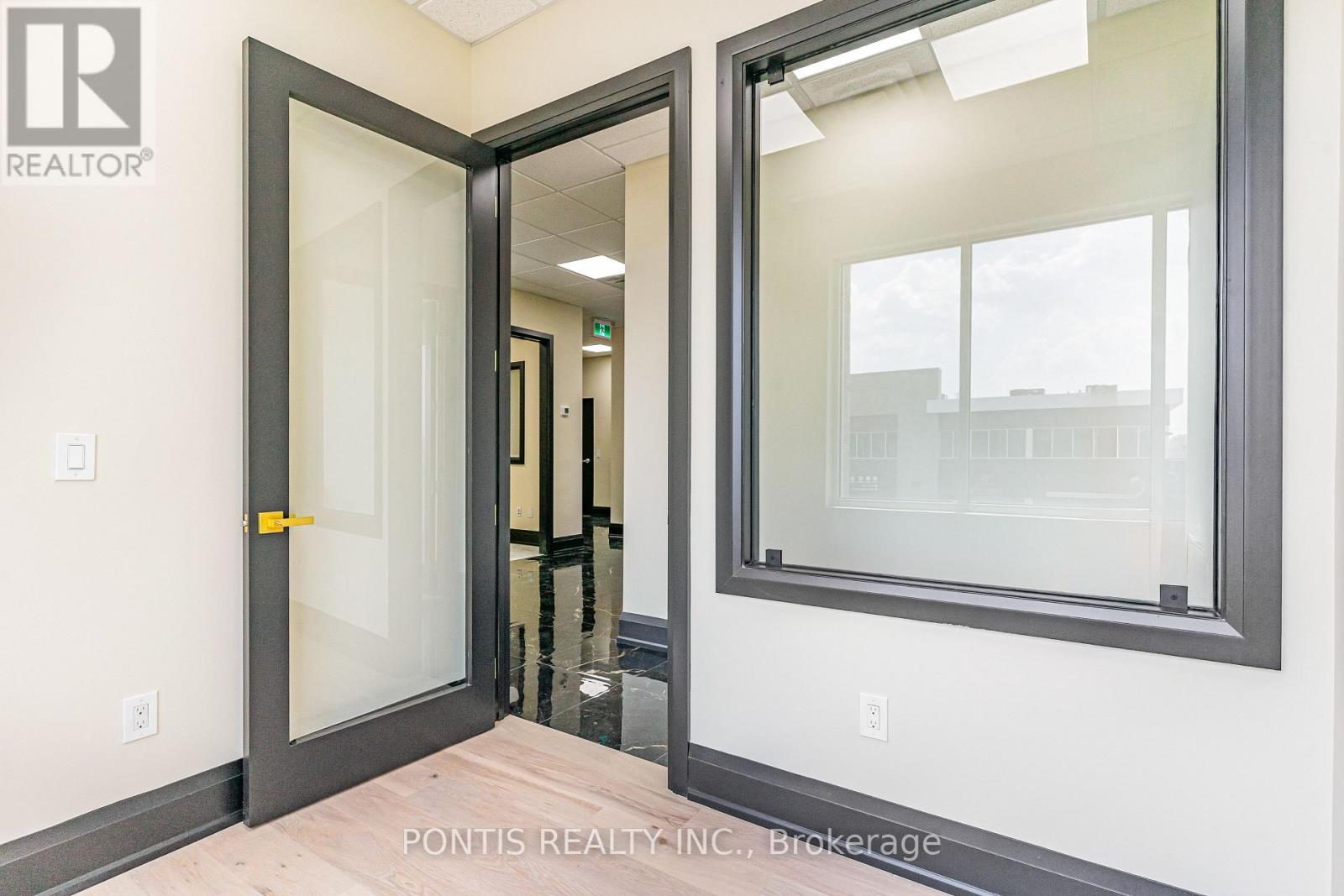 H211 - 460 Hespeler Road, Cambridge, Ontario  N1R 0E3 - Photo 29 - X12824860