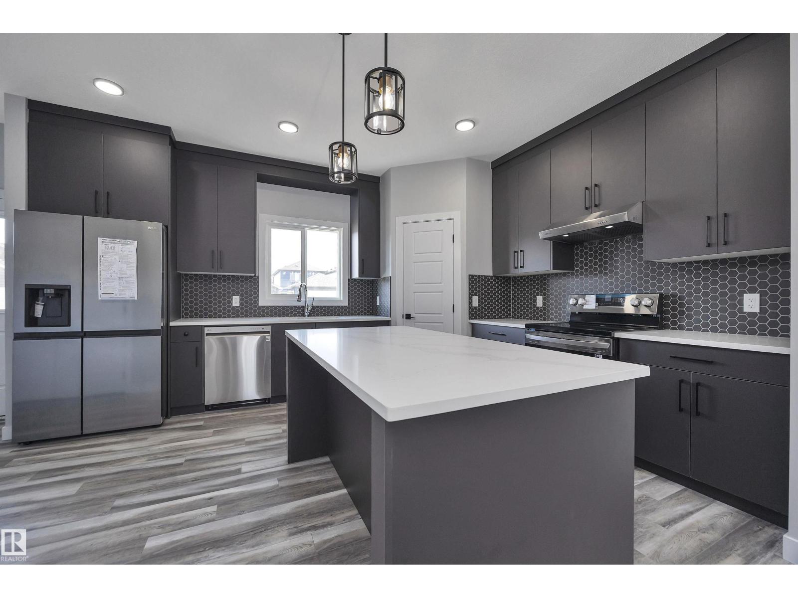 64 Patriot Wy, Spruce Grove, Alberta  T7X 4E8 - Photo 11 - E4475025