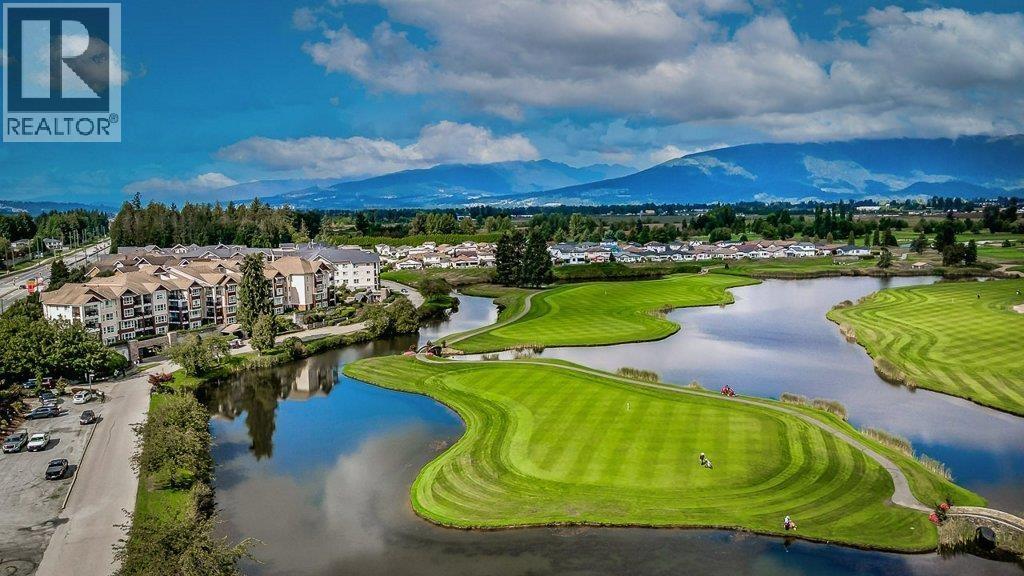 214 19677 Meadow Gardens Way, Pitt Meadows, British Columbia  V3Y 0A2 - Photo 2 - R3093952