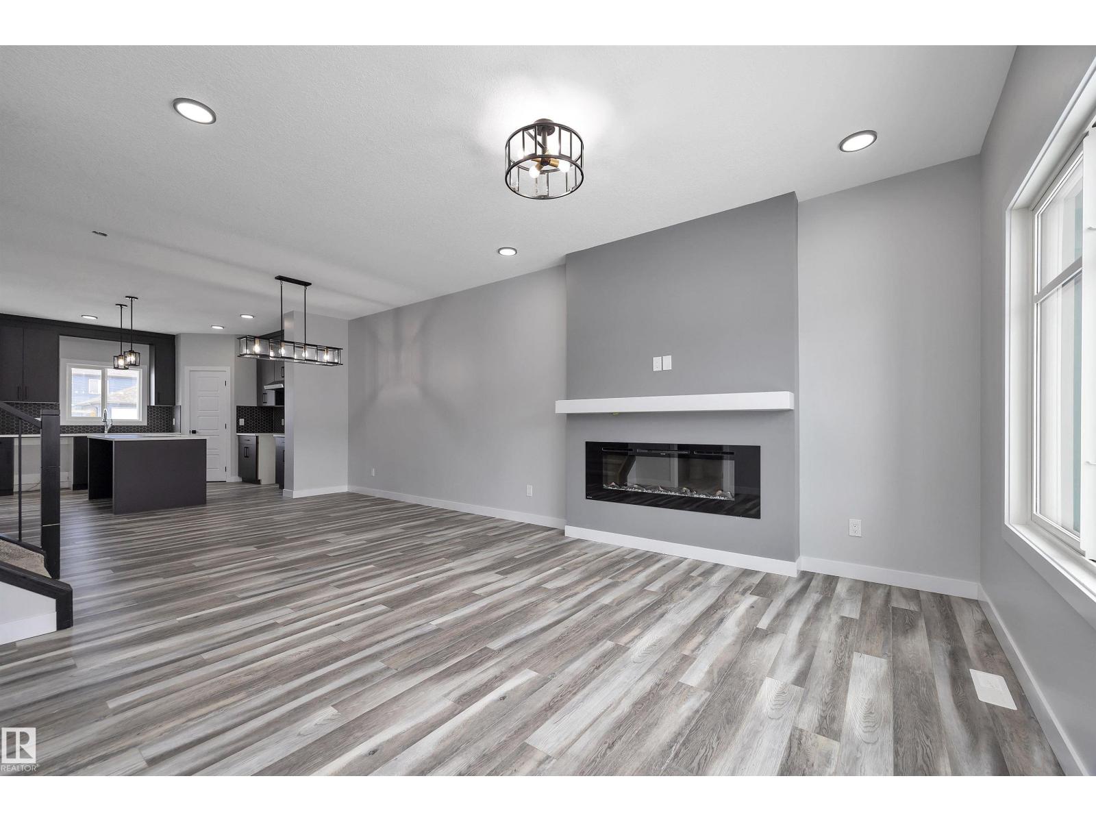 64 Patriot Wy, Spruce Grove, Alberta  T7X 4E8 - Photo 4 - E4475025